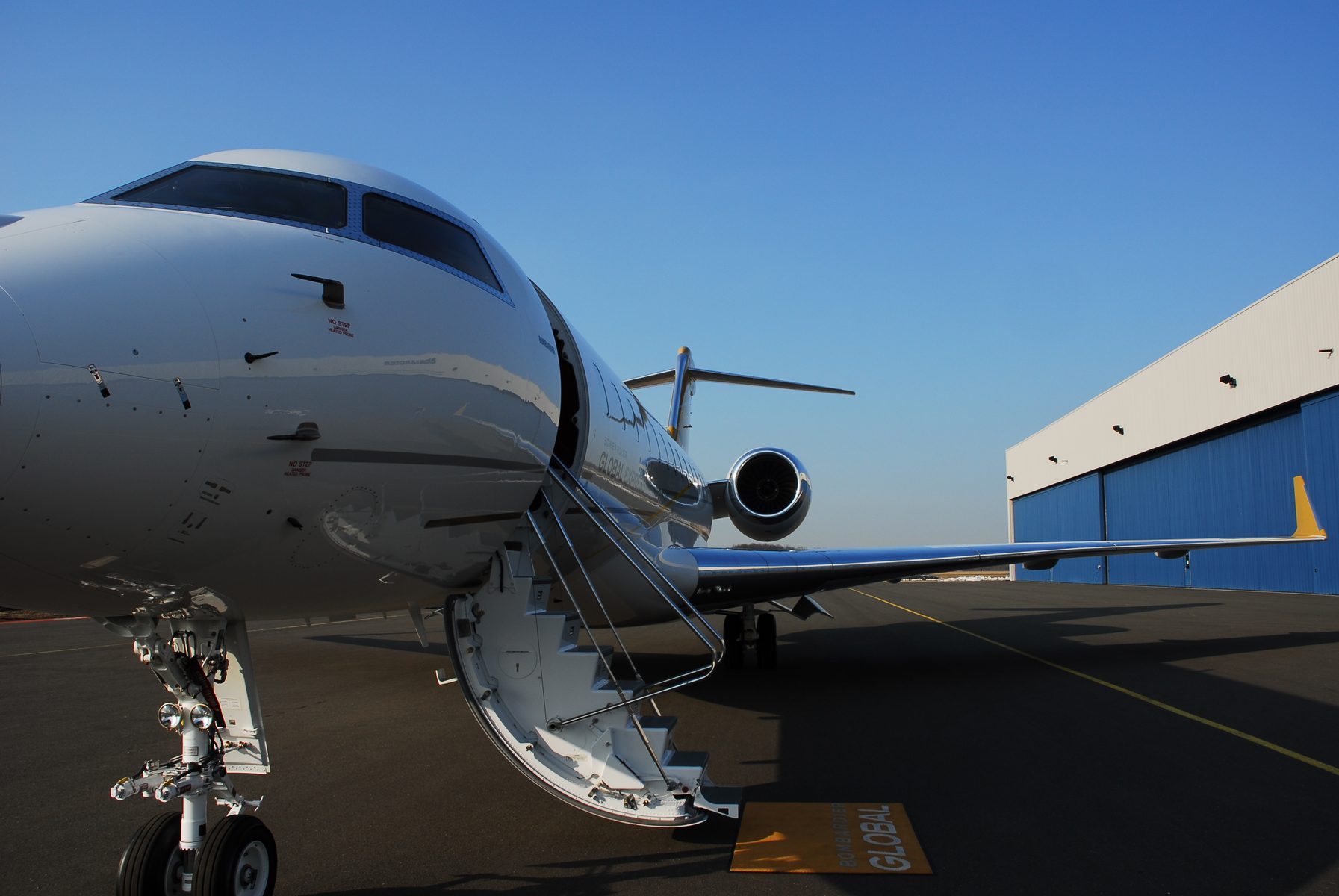Bombardier Global jet on the ramp — pre-purchase inspection advisory